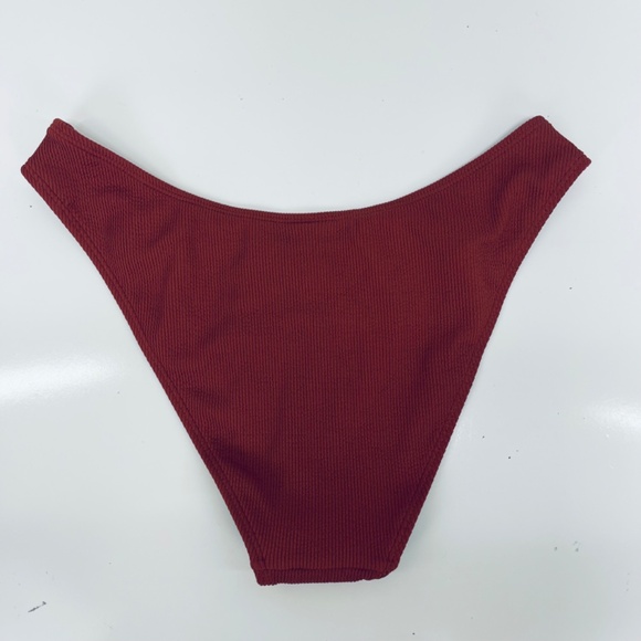 Xhilaration Swin Sz XL (12-14) Women’s High Leg Scoop Waist Red New - Picture 7 of 7